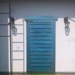 青い飾り扉エイジング塗装