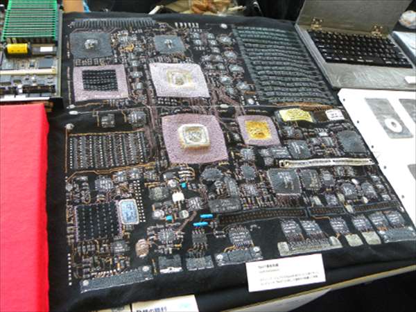 メイカーズフェア2012にて基盤の刺繍1